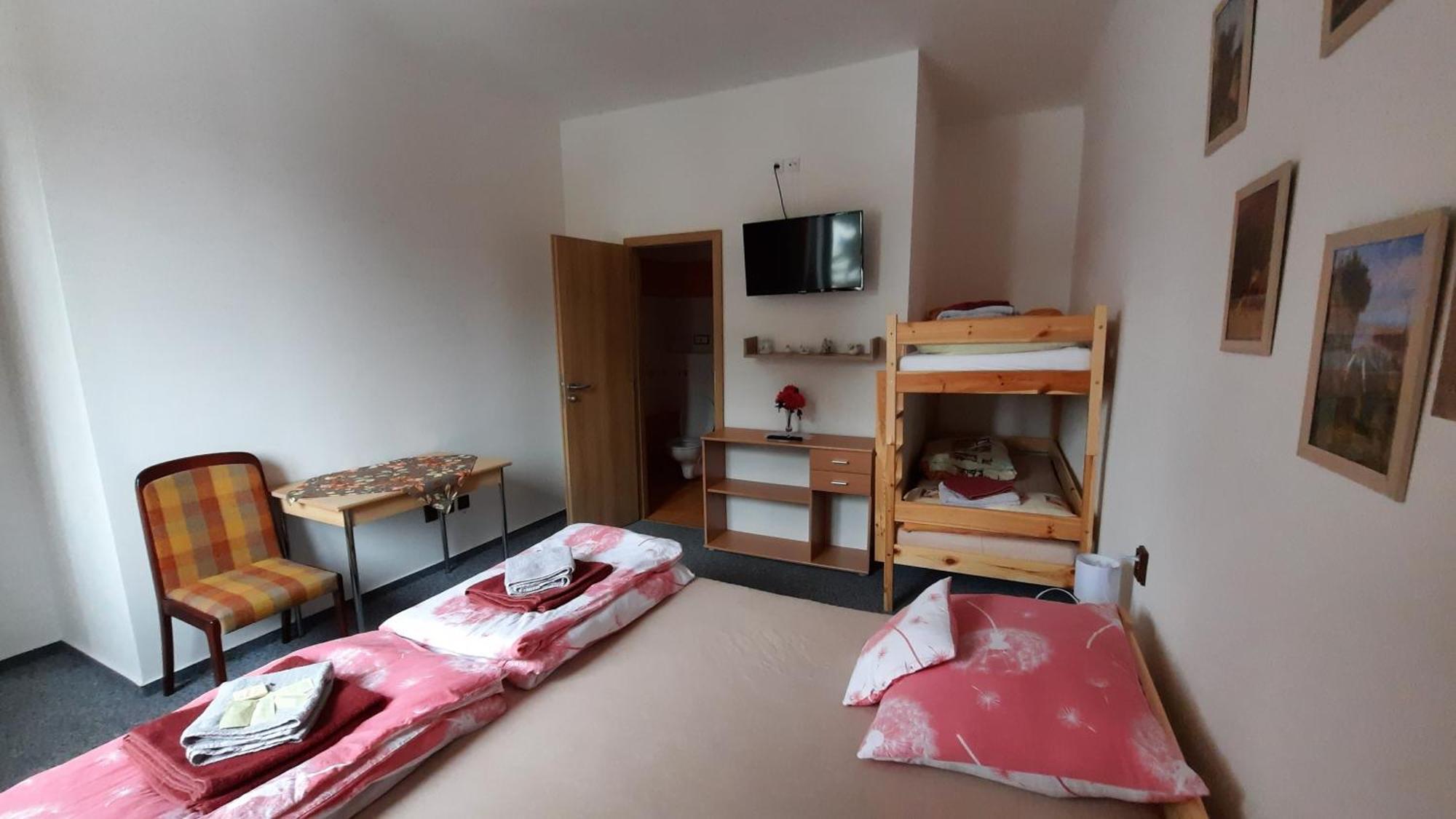 Penzion U Statku Lodherov Habitación foto